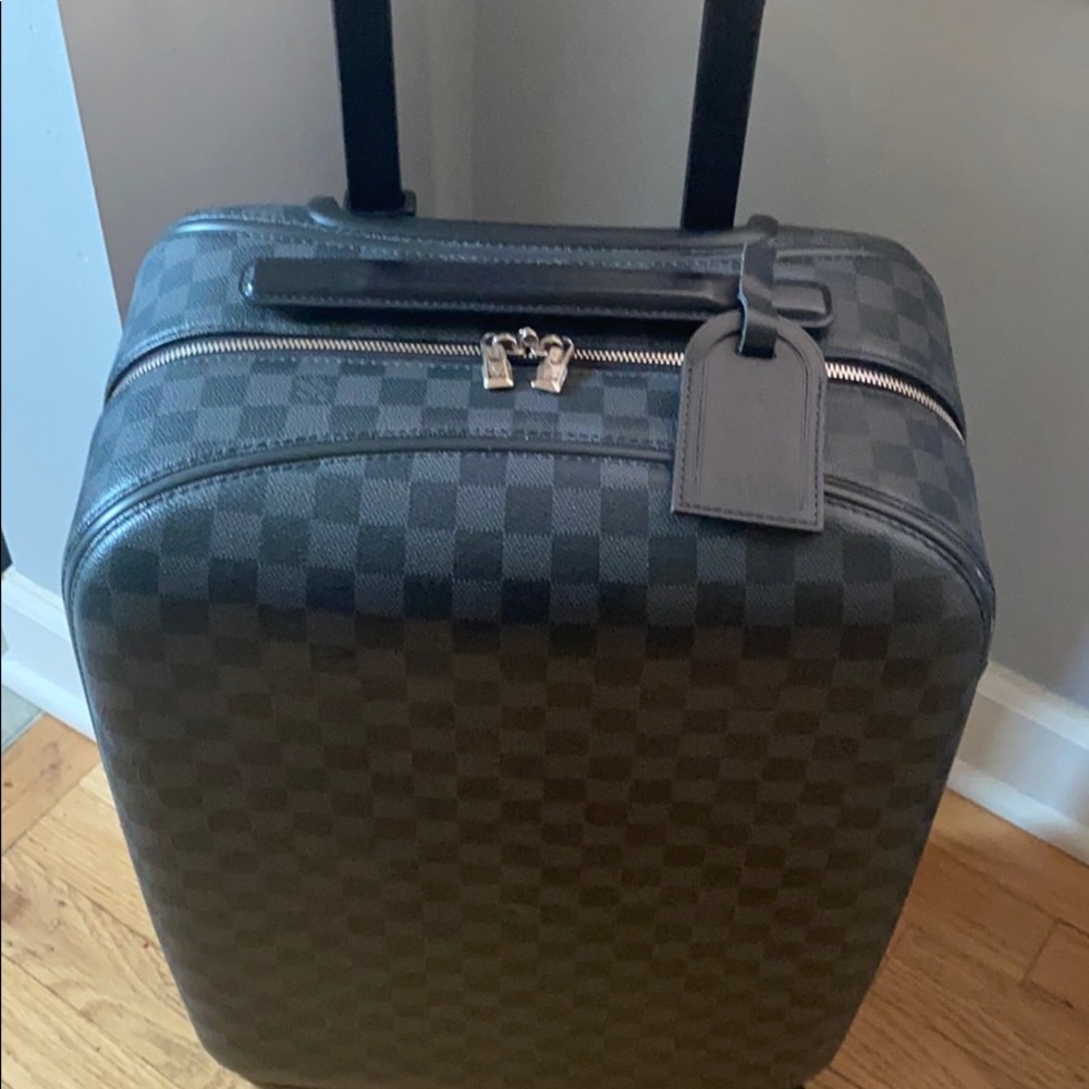 COPY - Louis Vuitton black Damier graphite w/ cover slip